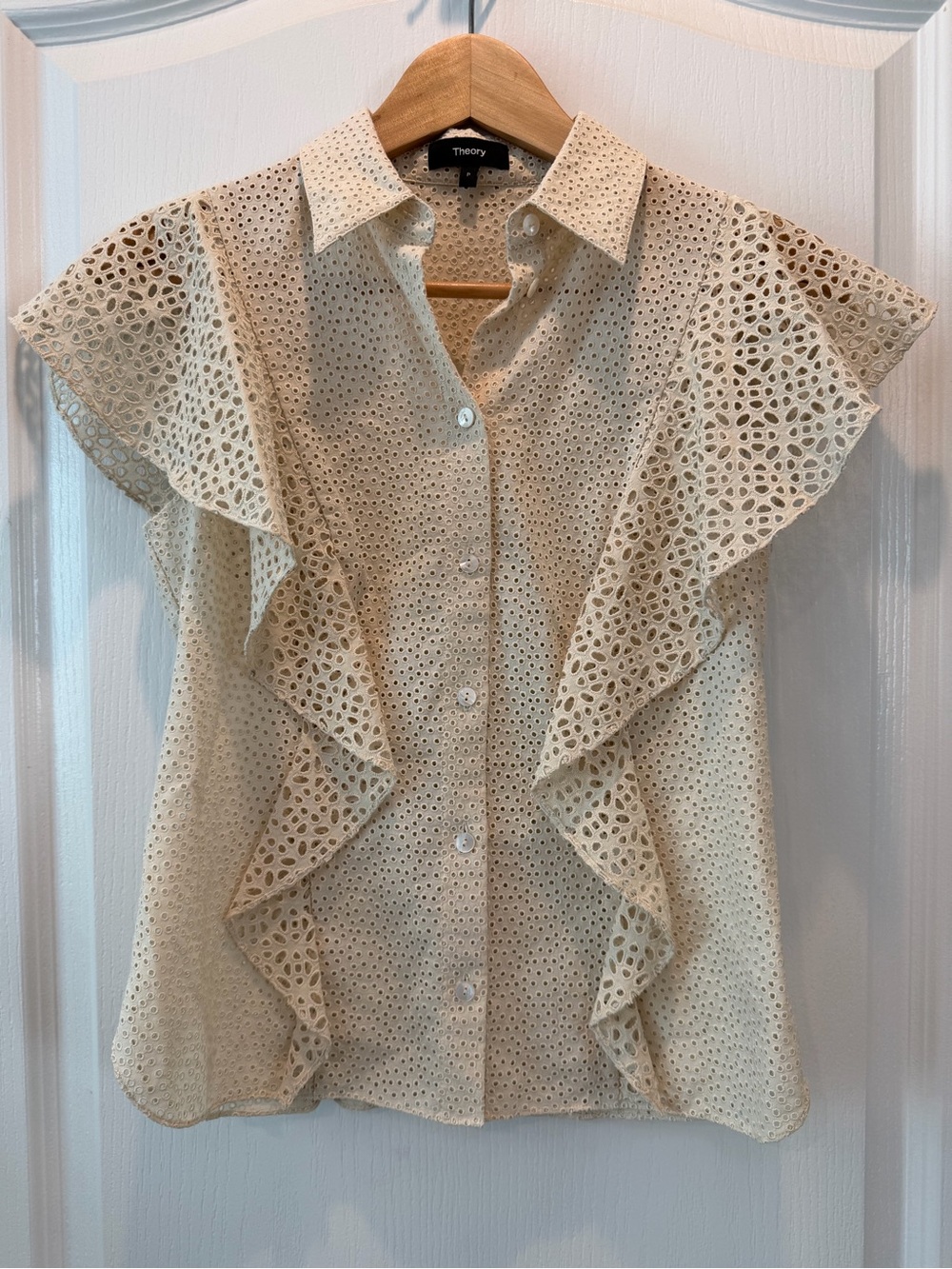 Theory Cream Eyelet Ruffle Sleeveless Button-Down Shirt